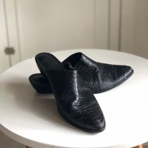 BLACK MATISSE MULES